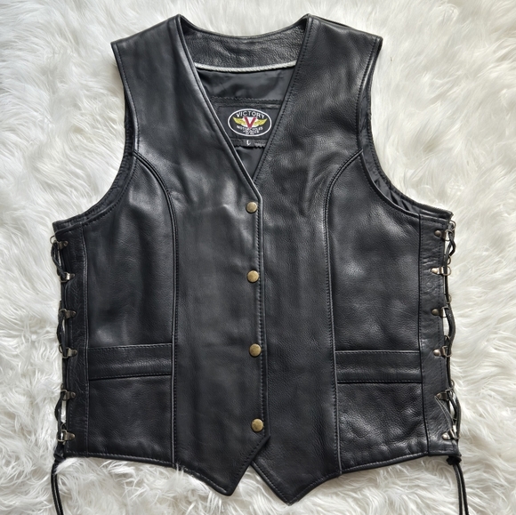 Women's Victory Motorcycle Genuine Leather Vest size Large Vintage - Picture 3 of 7